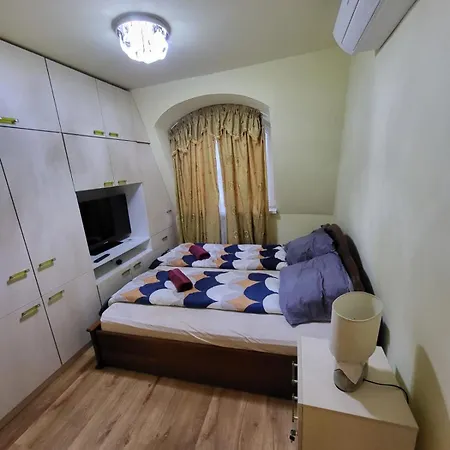 Ww House 2 * Debreczyn