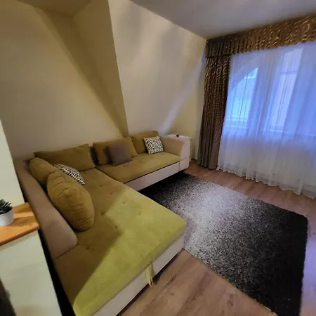 Ww House 2 * Debreczyn